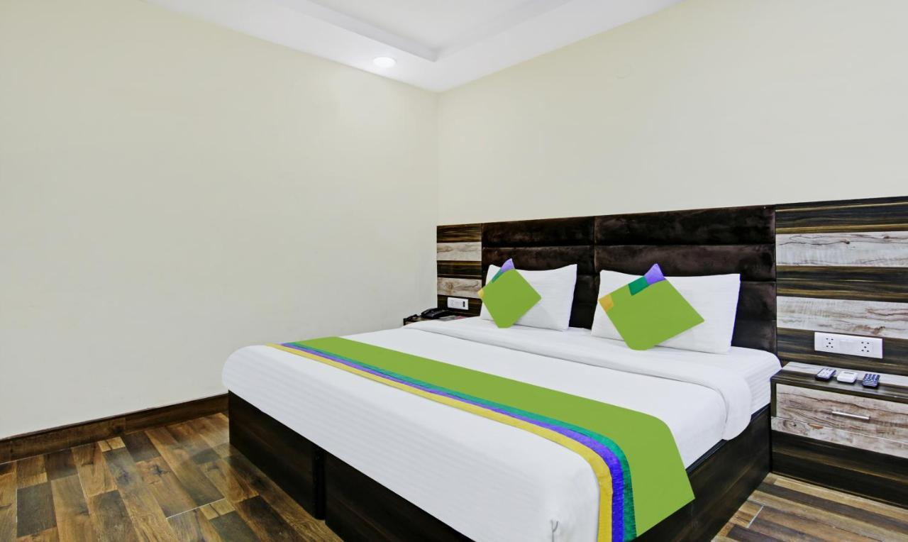 Hotel Singh Continetal Delhi  Eksteriør bilde