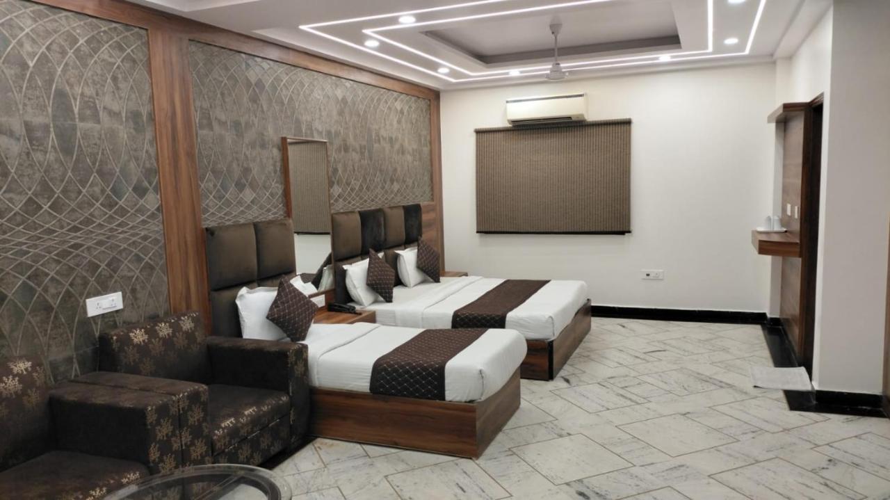 Hotel Singh Continetal Delhi  Eksteriør bilde