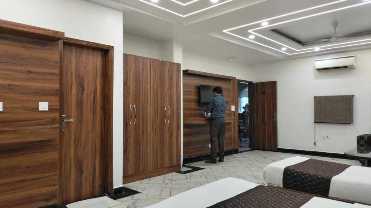 Hotel Singh Continetal Delhi  Eksteriør bilde