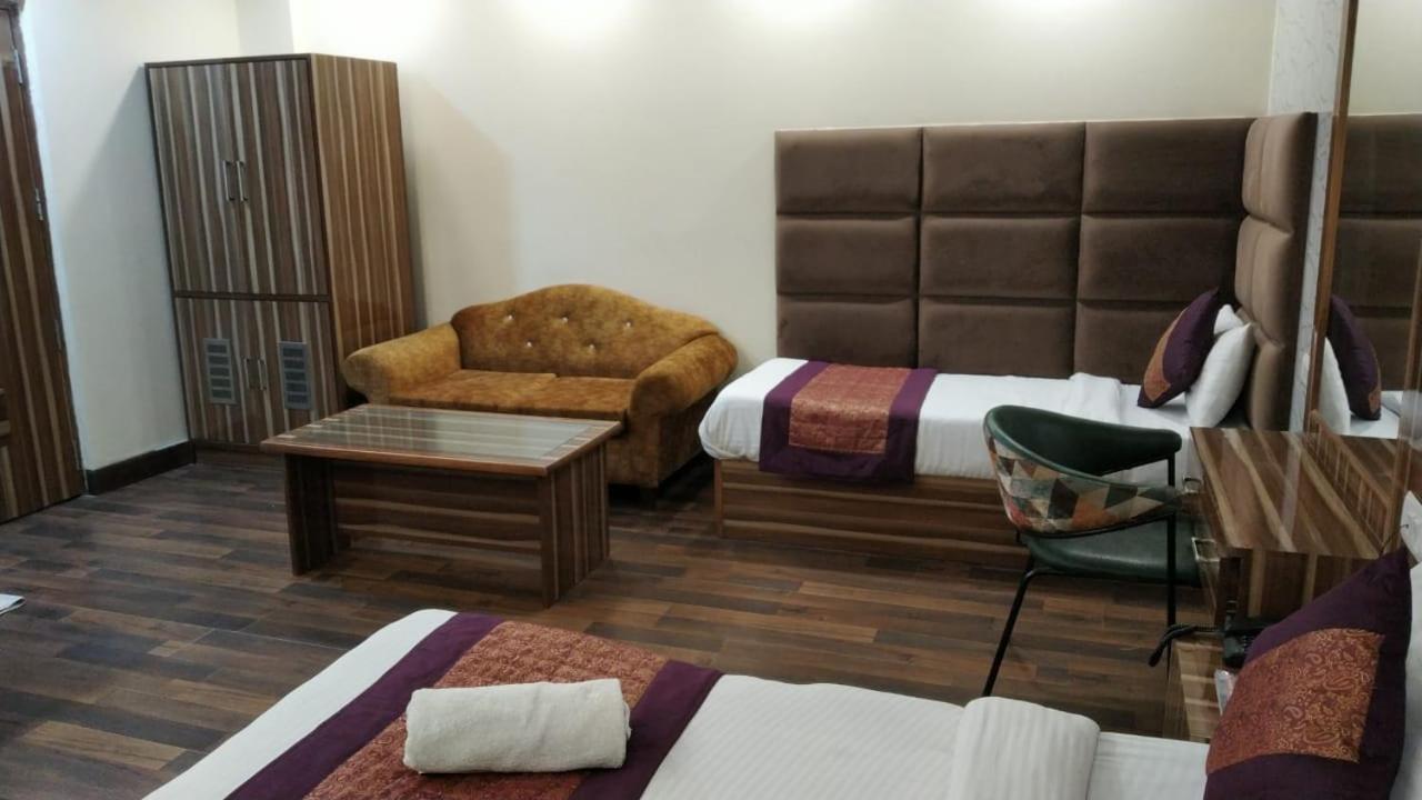 Hotel Singh Continetal Delhi  Eksteriør bilde