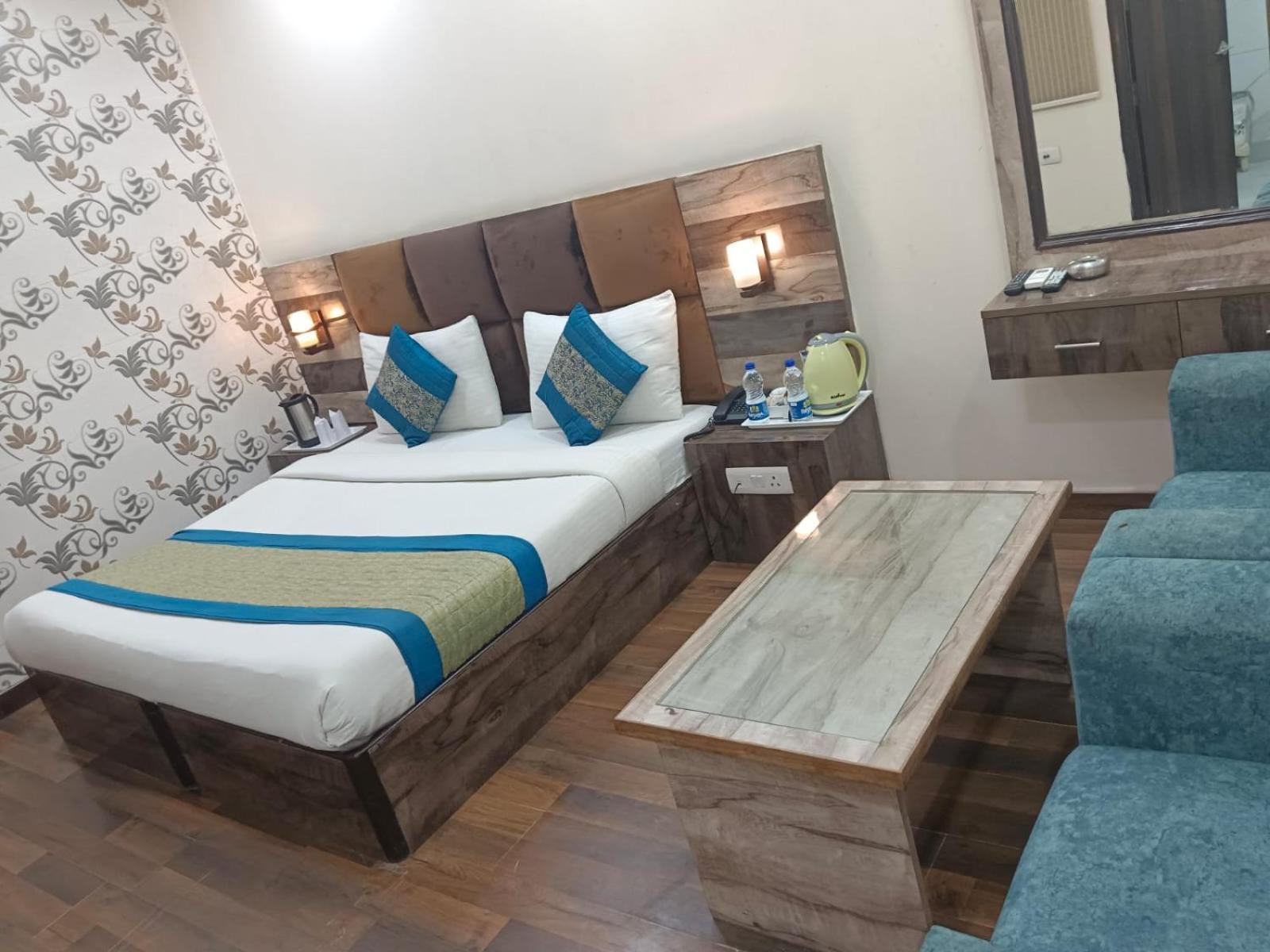 Hotel Singh Continetal Delhi  Eksteriør bilde